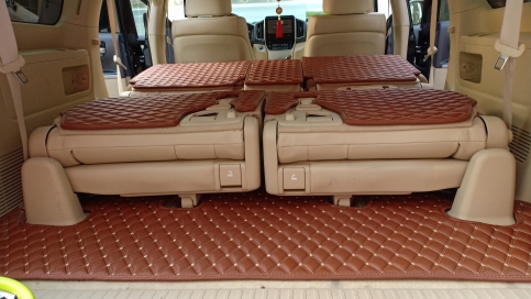 Thảm lót cốp ô tô Toyota Land Cruiser giá tại xưởng, rẻ nhất Hà Nội, TPHCM